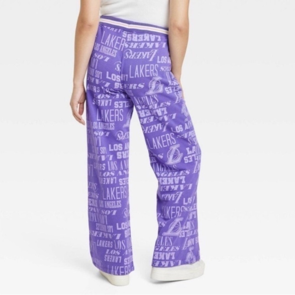 Los Angeles Lakers Wide Leg Pants XS Purple Logo Print NBA Lounge Pants NWT - Picture 9 of 10
